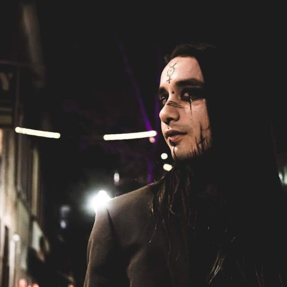 Meet your Posher, Kameron